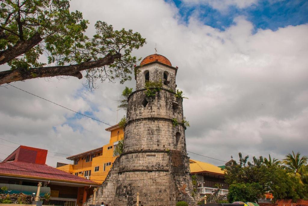 Casa Rubin Hotel Dumaguete City Exterior photo