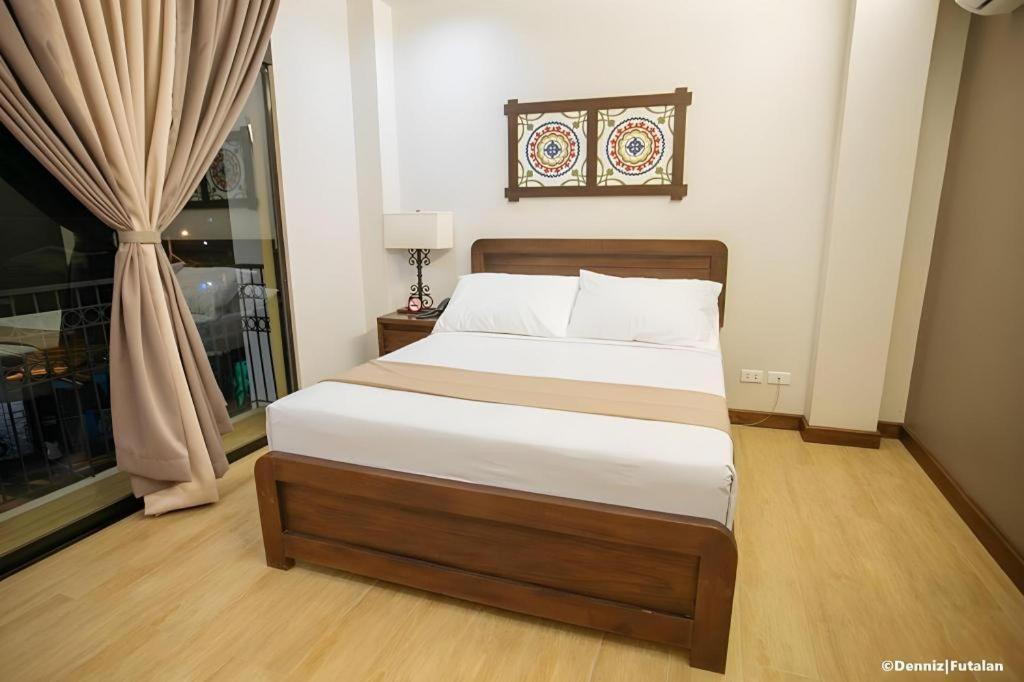 Casa Rubin Hotel Dumaguete City Exterior photo
