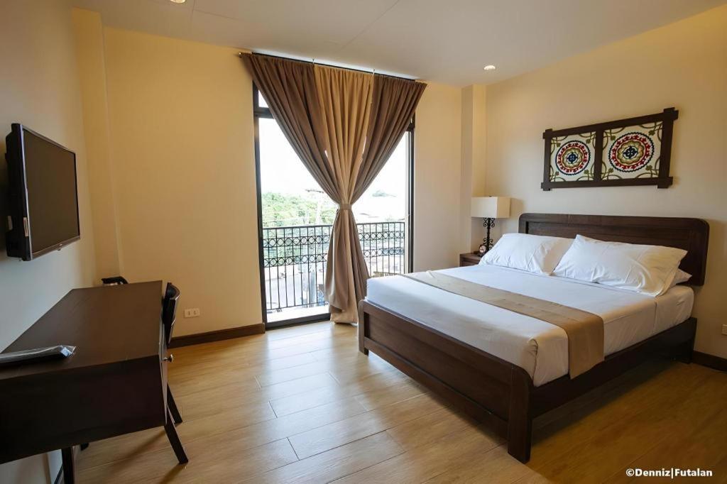 Casa Rubin Hotel Dumaguete City Exterior photo