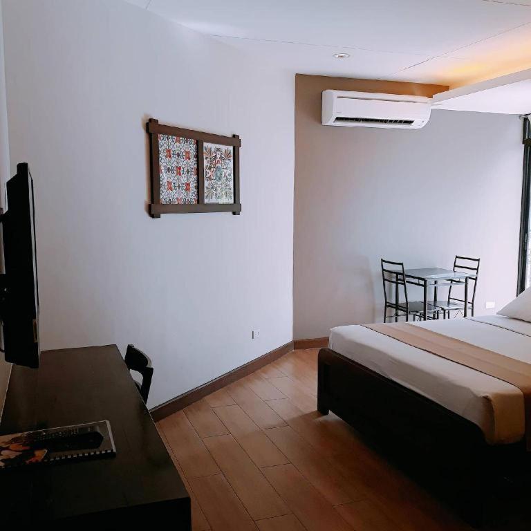 Casa Rubin Hotel Dumaguete City Exterior photo