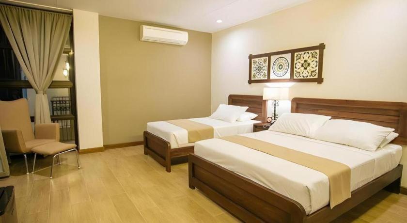 Casa Rubin Hotel Dumaguete City Exterior photo