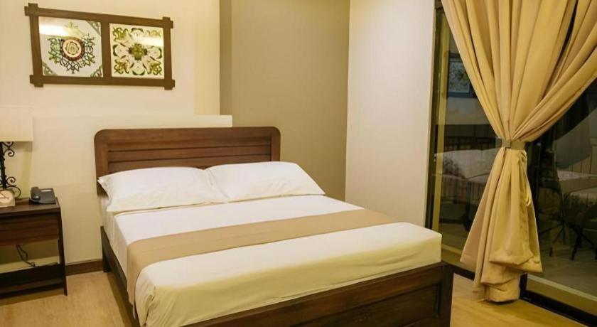 Casa Rubin Hotel Dumaguete City Exterior photo