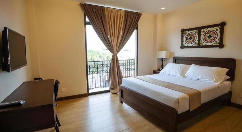 Casa Rubin Hotel Dumaguete City Exterior photo
