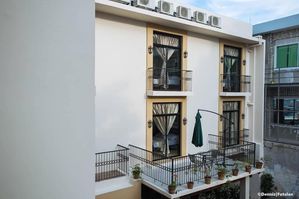 Casa Rubin Hotel Dumaguete City Exterior photo