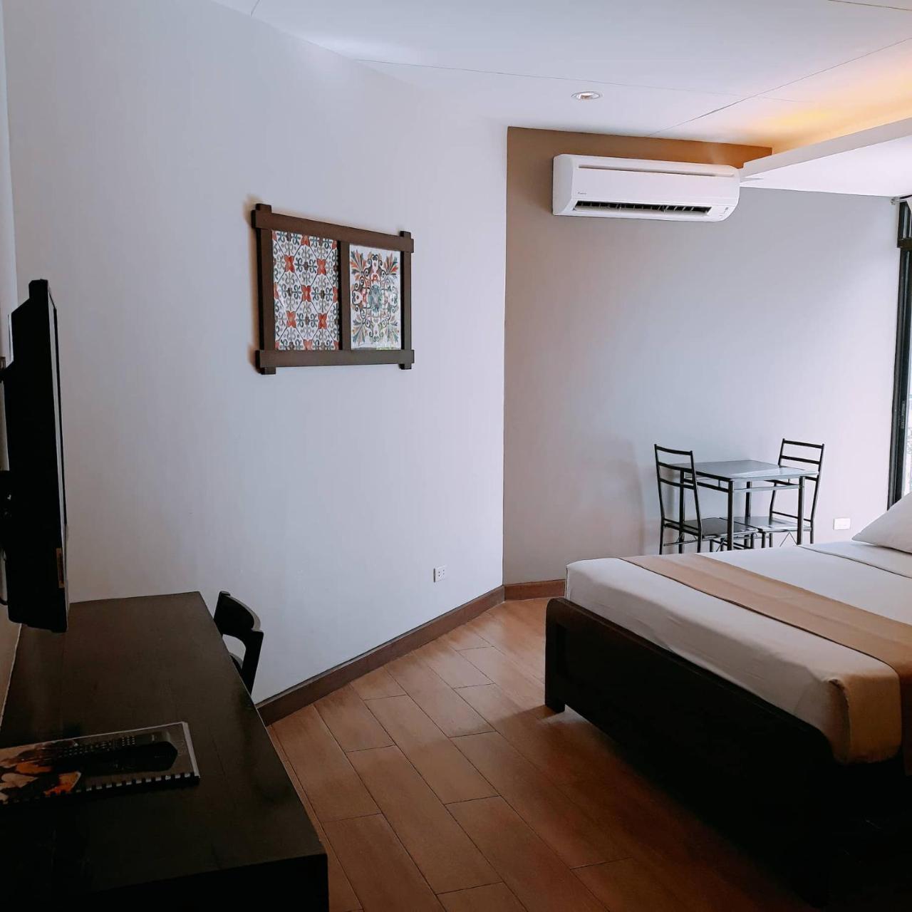 Casa Rubin Hotel Dumaguete City Exterior photo